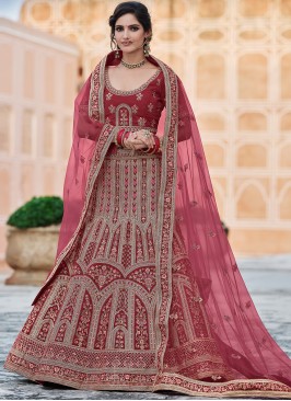 Mesmeric Velvet Sangeet Lehenga Choli