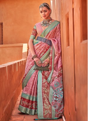 Mesmerizing Rose Pink Classic Saree