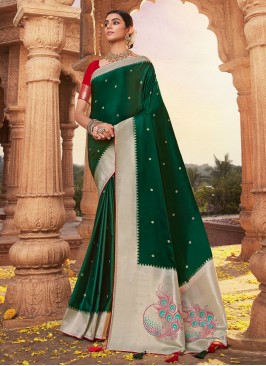 Monumental Designer Saree For Sangeet