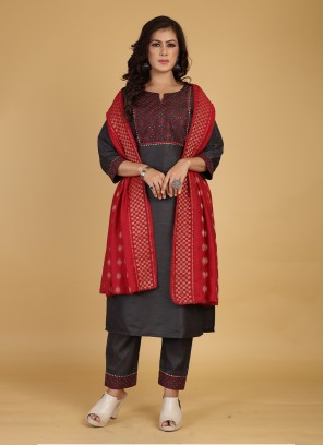 Observable Cotton Silk Embroidered Designer Salwar Suit