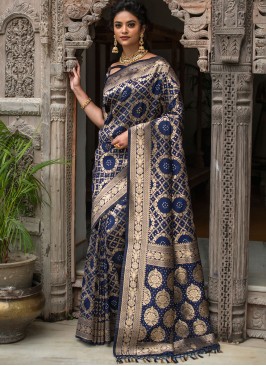 Phenomenal Weaving Blue Designer Traditional Saree