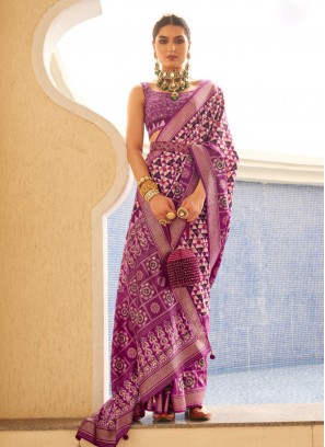 Pink Digital Print Silk Contemporary Style Saree