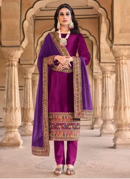 Piquant Embroidered Magenta Velvet Straight Salwar Kameez