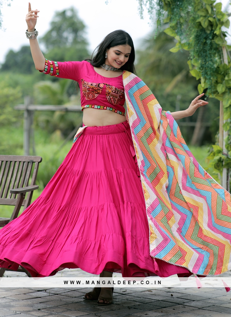 Update more than 116 plain magenta colour suit latest