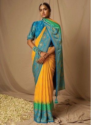 Pleasing Brasso Woven Saree