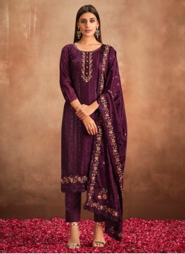 Pleasing Salwar Suit For Festival