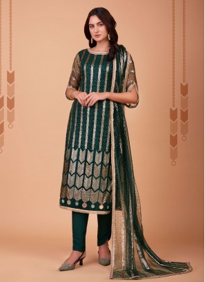 Pleasing Trendy Salwar Kameez For Party