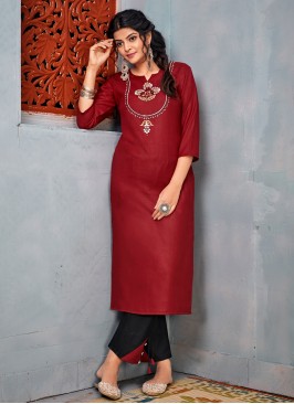 Praiseworthy Party Wear Kurti For Festival