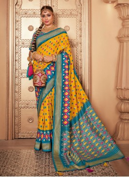 Praiseworthy Patola Print Blue and Yellow Classic Saree