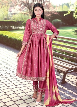 Praiseworthy Pink Embroidered Trendy Salwar Kameez