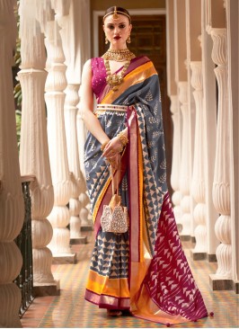 Prepossessing Designer Saree For Reception