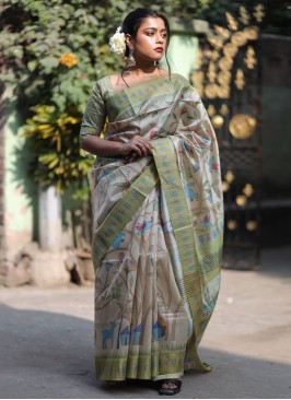 Printed Silk Classic Saree in Green