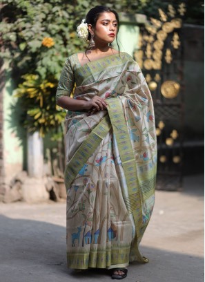 Printed Silk Classic Saree in Green