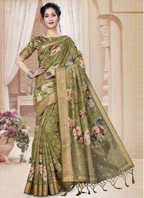 Prominent Art Silk Floral Print Contemporary Saree