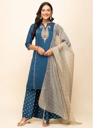 Prominent Blue Ceremonial Salwar Kameez