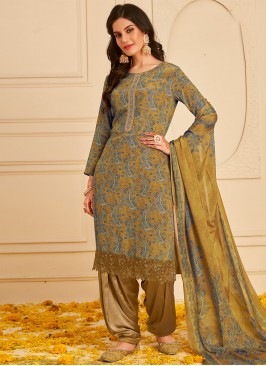 Pure Crepe Sequins Salwar Kameez in Green