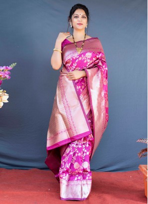 Rani Color Trendy Saree