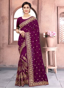 Ravishing Classic Designer Saree For Festival