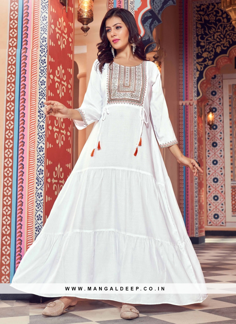 Riddhi DIGITAL WHITE LONGKURTI TYPEFULL STITCHING WorkDigital Print  fabricMASLIN Length52 size32  Fashion Indian dresses Indian  designer outfits