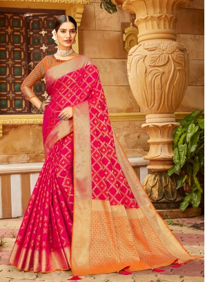 Red And Pink Color Gorgeous Saree