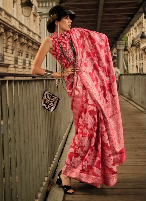 Red Handloom Cotton Festival Trendy Saree
