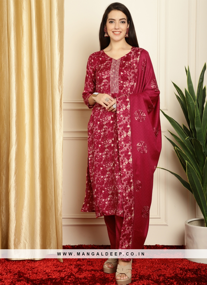 Riveting Faux Georgette Floral Print Salwar Suit