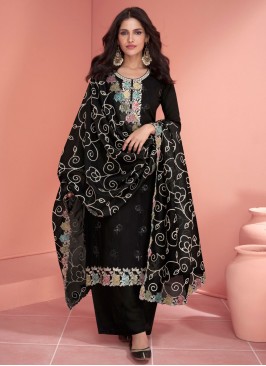 Refreshing Silk Zari Black Pakistani Salwar Kameez