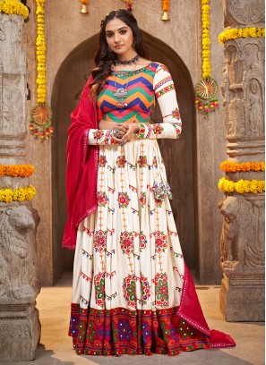 Renowned Trendy Lehenga Choli For Festival