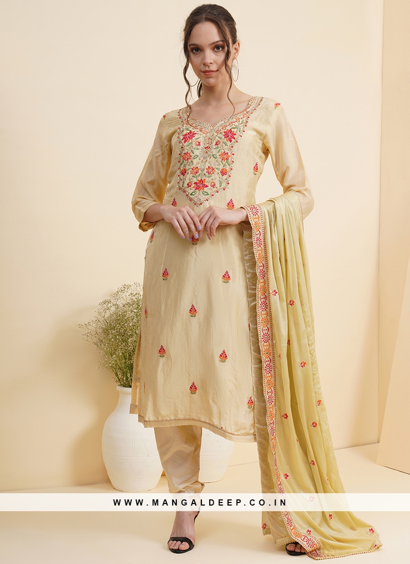 Details more than 201 cream salwar suit latest