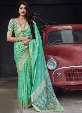 Sangeet Function Wear Green Color Banarasi Silk Saree