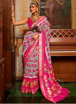 Saree Weaving Patola Silk  in Pink