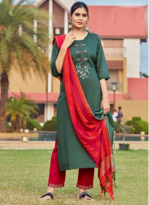 Savory Pant Style Suit For Party