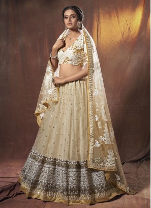 Scintillating Zari Engagement Lehenga Choli