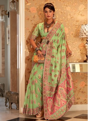 Sensible Pashmina Woven Green Saree