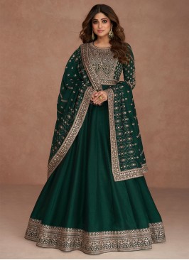 Shamita Shetty Embroidered Green Floor Length Gown