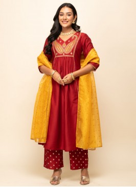 Silk Blend Readymade Salwar Kameez in Red