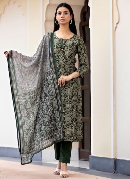 Silk Green Trendy Salwar Kameez