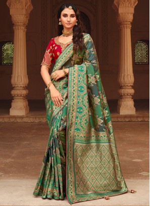 Silk Weaving Saree in Green