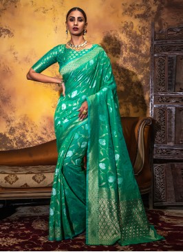Simplistic Contemporary Style Saree For Party