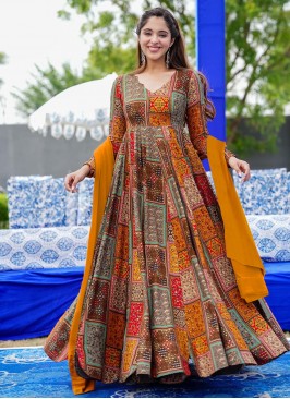 Simplistic Digital Print Readymade Gown