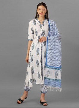 Simplistic Printed Off White Cotton Trendy Salwar Kameez