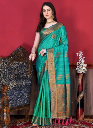 Spectacular Zari Trendy Saree