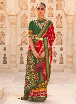 Staggering Green and Red Weaving Silk Trendy Saree
