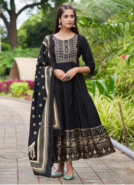 Staring Black Foil Print Trendy Gown