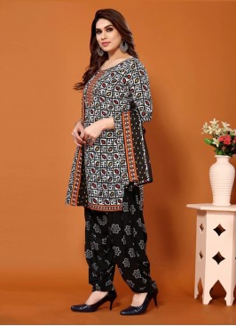 Suave Salwar Suit For Casual