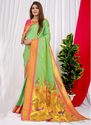 Suave Weaving Silk Trendy Saree