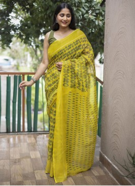 Sumptuous Digital Print Green Cotton Saree
