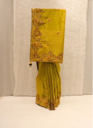 Superb Mehendi Green Banarasi Tissue Silk Saree For Wedding