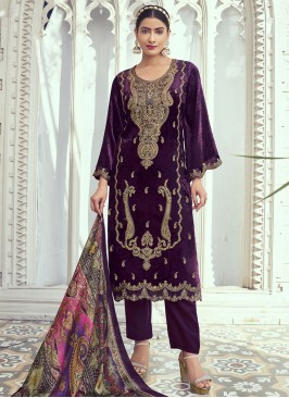Surpassing Embroidered Velvet Pakistani Salwar Suit
