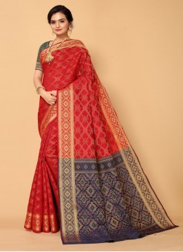 Tempting Silk Blend Printed Red Trendy Saree